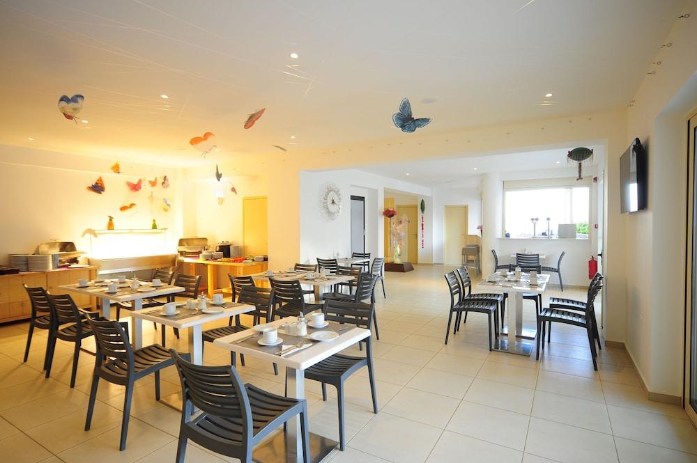 Maravel Star Art Hotel Adelianos Kampos Exterior photo