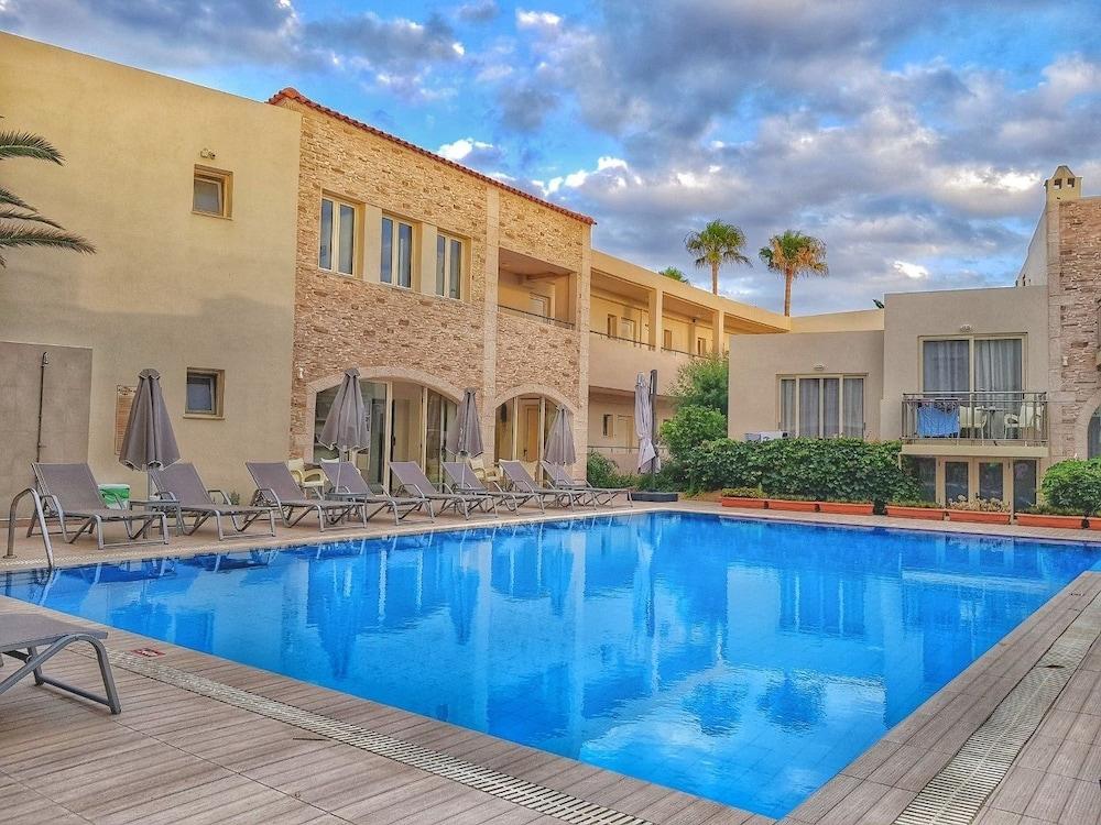 Maravel Star Art Hotel Adelianos Kampos Exterior photo
