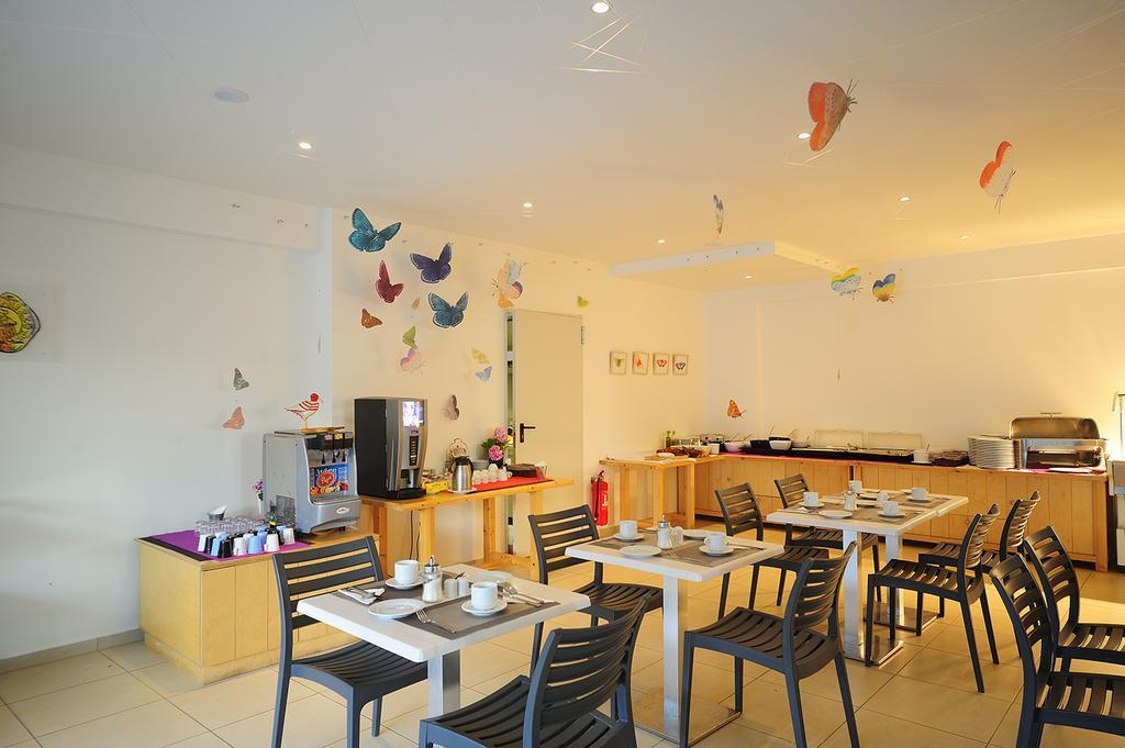 Maravel Star Art Hotel Adelianos Kampos Exterior photo